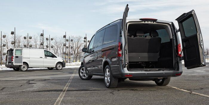 Professional Cargo Van Dispatchers managing high-paying freight loads